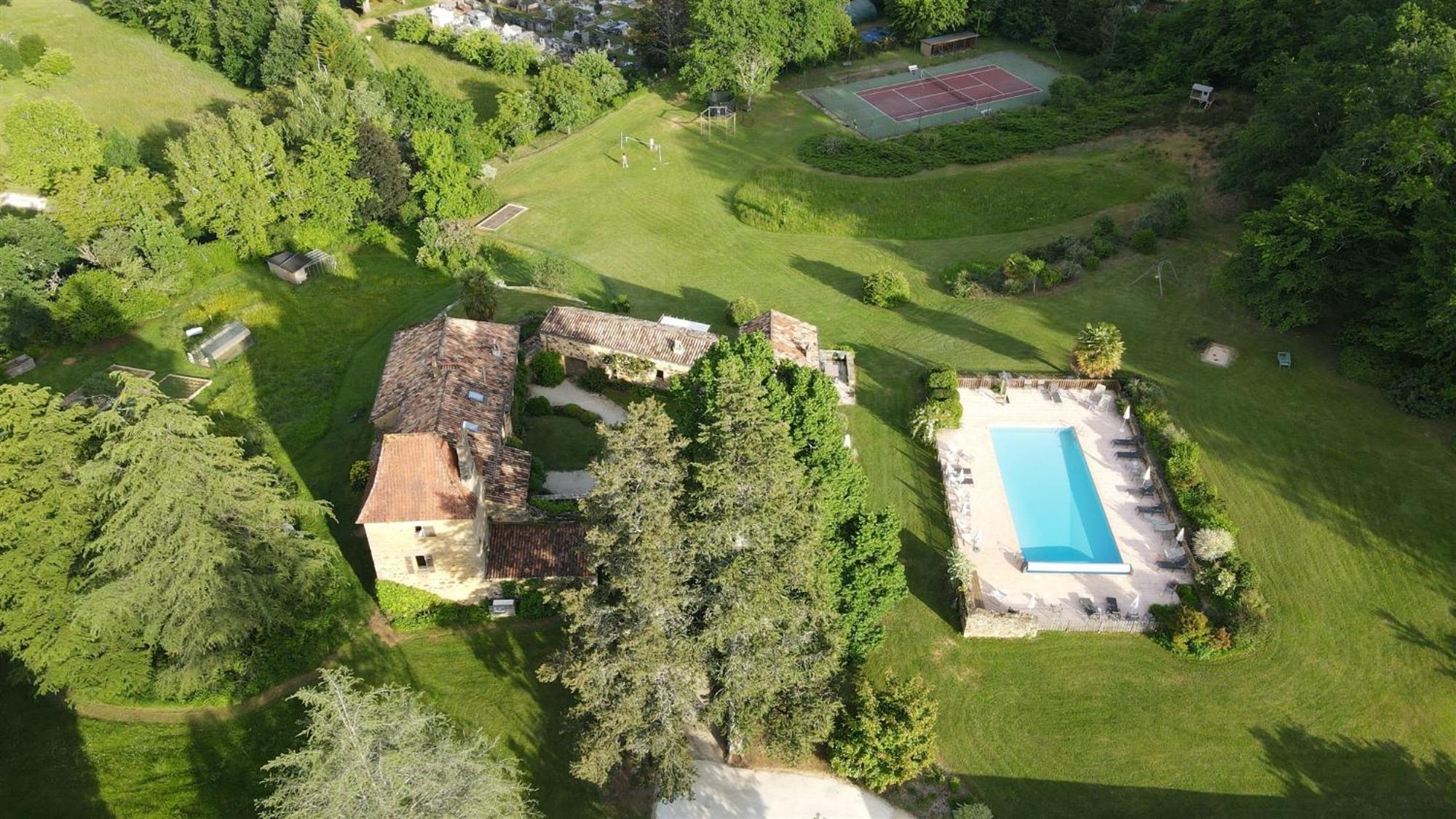 Domaine De Cournet Haut, A 17Th Century Property Set On A Calm, Idyllic Domain With Pool, Tennis, Bikes And More Les Vauries Exterior foto
